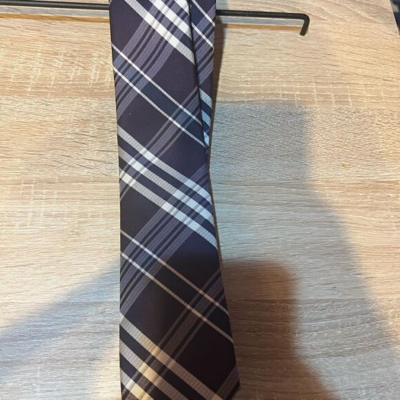 Nick Graham plaid purple and white - Picture 2 of 3